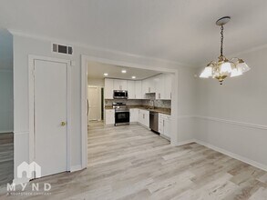 3318 Northcrest Rd in Doraville, GA - Building Photo - Building Photo