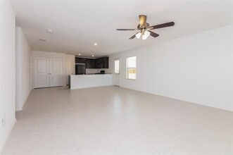 3104 Helix Bay Dr in Crandall, TX - Building Photo - Building Photo