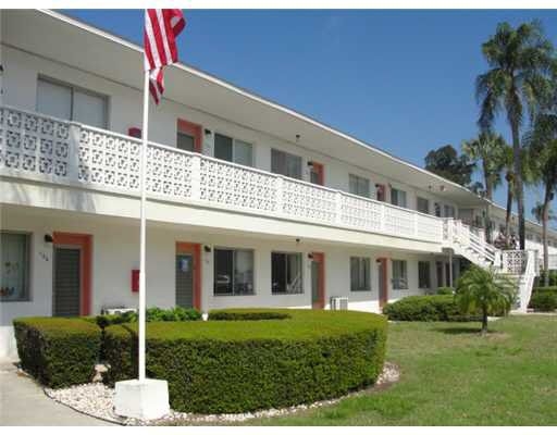 Seminole Garden Apartments in Seminole, FL - Building Photo