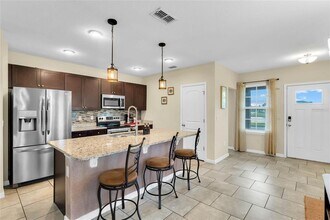 16339 Quiet Vista Dr in Winter Garden, FL - Building Photo - Building Photo