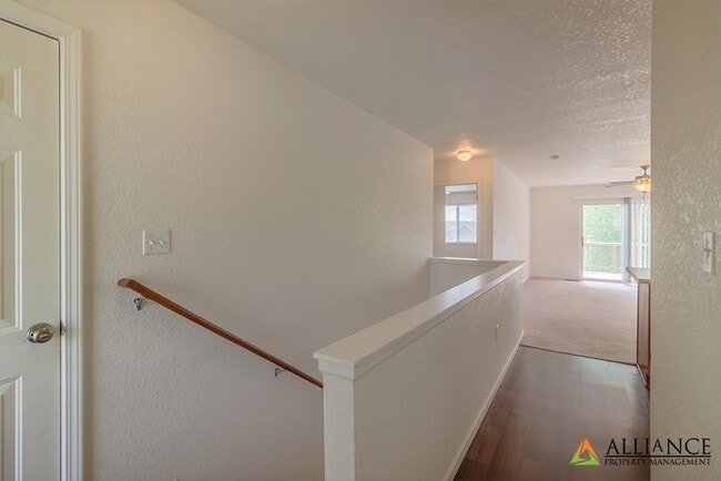 1413 Sundance Dr in Manhattan, KS - Building Photo - Building Photo