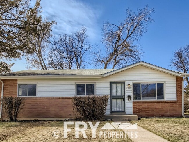property at 3221 S Utica St