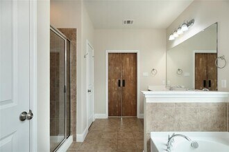 1804 Elaina Loop in Leander, TX - Building Photo - Building Photo