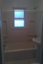 2576 Albany St, Unit A1 in Schenectady, NY - Building Photo - Building Photo