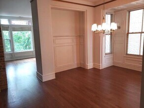 1429 W Roscoe St-Unit -2 in Chicago, IL - Building Photo - Building Photo