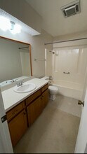 931 SW 97th St, Unit 931 in Oklahoma City, OK - Building Photo - Building Photo