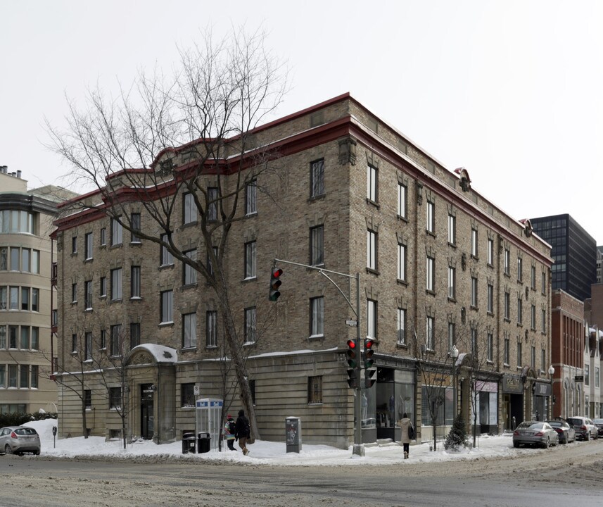 Le Westmount in Westmount, QC - Building Photo