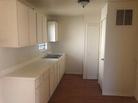 4808 Wayne St photo'