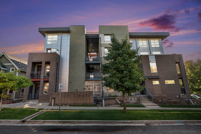 property at 2900 Wyandot St