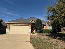 1126 Neuberry Cliffe in Temple, TX - Building Photo