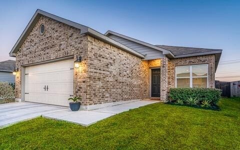 6806 San Miguel Way in Converse, TX - Building Photo - Building Photo