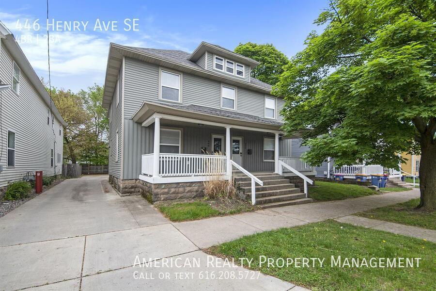 446 Henry Ave SE in Grand Rapids, MI - Building Photo