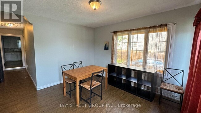 4738 Huron St in Niagara Falls, ON - Building Photo - Building Photo