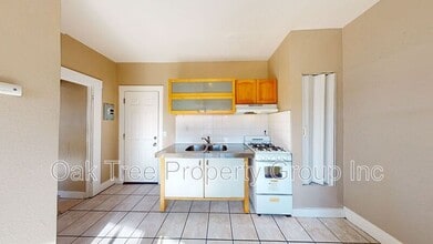 2605 High St in Oakland, CA - Building Photo - Building Photo