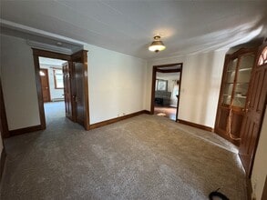 128 Hawthorne St in Vestal, NY - Building Photo - Building Photo
