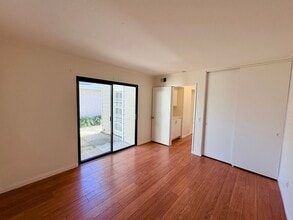 810 Bluewater Rd in Carlsbad, CA - Building Photo - Building Photo