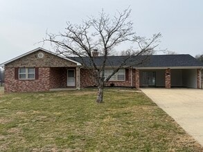 1755 Holland Cliffs Rd in Huntingtown, MD - Building Photo - Building Photo