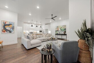 7917 Behr Dr in Edmond, OK - Building Photo - Building Photo