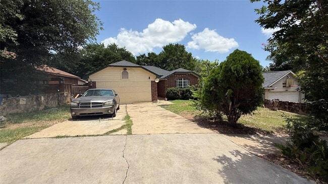 property at 5802 Teri Rd