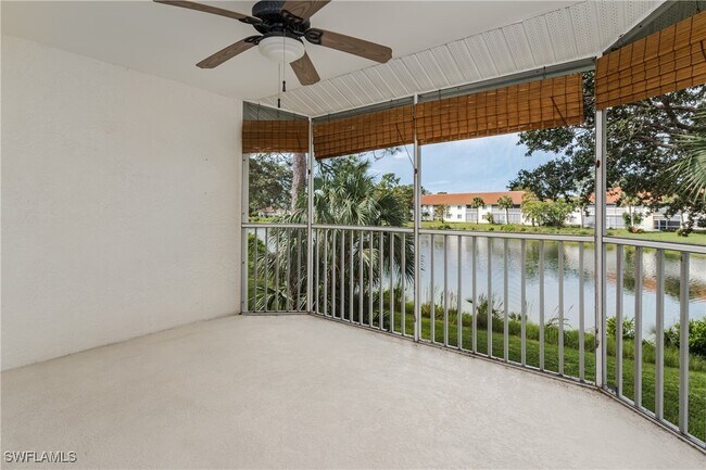 655 Luisa Ln in Naples, FL - Building Photo - Building Photo