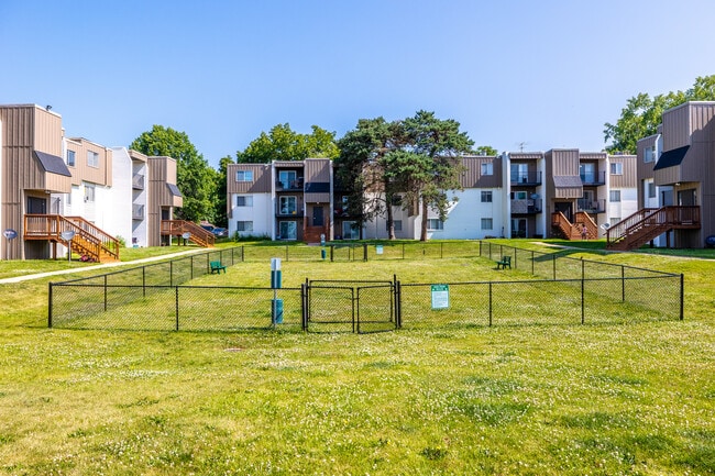 Finn Apartments in Des Moines, IA - Foto de edificio - Building Photo