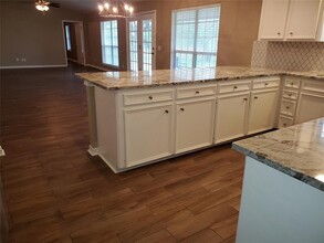 2920 Candace Cir in Horseshoe Bay, TX - Building Photo - Building Photo