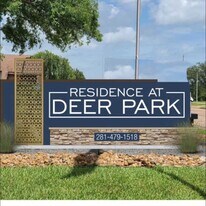 Residence at Deer Park Apartments in Deer Park, TX - Building Photo