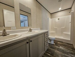 16821 Oak Leaf Ct in North Fort Myers, FL - Building Photo - Building Photo