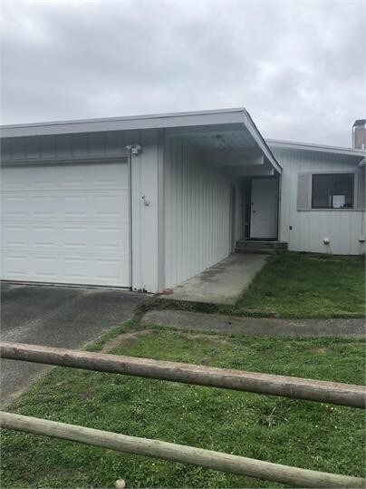 property at 1909 W Beach Rd