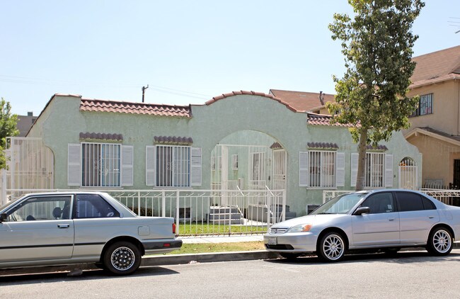 6310 Malabar St in Huntington Park, CA - Foto de edificio - Building Photo