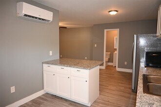 510 Glen Cove Blvd in Kemah, TX - Building Photo - Building Photo