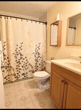 6 Kennedy Ln in Milford, MA - Building Photo - Building Photo