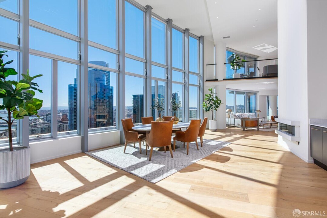 201 Folsom St in San Francisco, CA - Building Photo