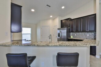 12007 Cardinal Flower Dr in Riverview, FL - Building Photo - Building Photo