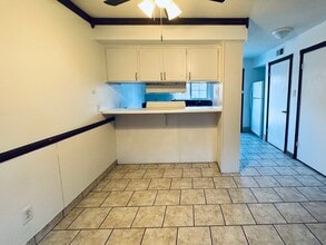 WestWall Apartments in Grapevine, TX - Building Photo - Building Photo