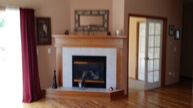 4641 Bedford Ave in Bellingham, WA - Building Photo - Building Photo