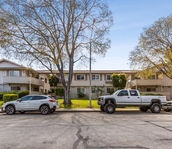 1228 W Mc Kinley Ave in Sunnyvale, CA - Building Photo