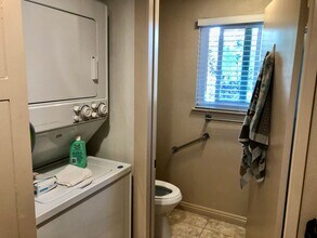 670 Via Mendoza in Laguna Woods, CA - Building Photo - Building Photo