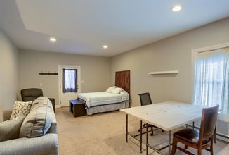 10 Jay Cir in Lemoyne, PA - Building Photo - Building Photo