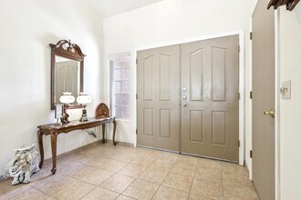 3013 Sungold Dr in Las Vegas, NV - Building Photo - Building Photo