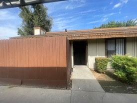 1221 N Peach Ave in Fresno, CA - Building Photo