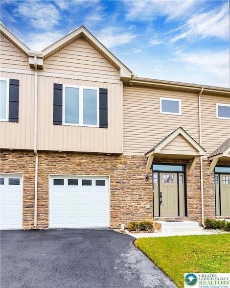 property at 1674 Best Pl