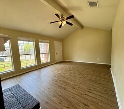2415 Wisteria Way in Round Rock, TX - Building Photo - Building Photo