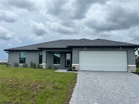 226 NW 19th Pl in Cape Coral, FL - Building Photo