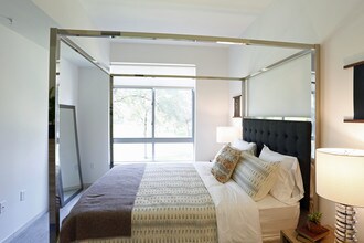 DuCharme Place Apartments in Detroit, MI - Building Photo - Interior Photo