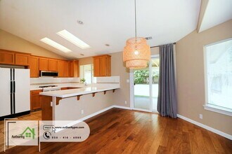 5826 Beaumont Dr in Redding, CA - Building Photo - Building Photo