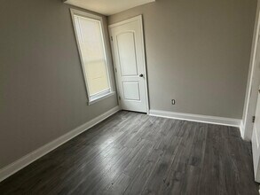 7436 S Langley Ave in Chicago, IL - Building Photo - Building Photo