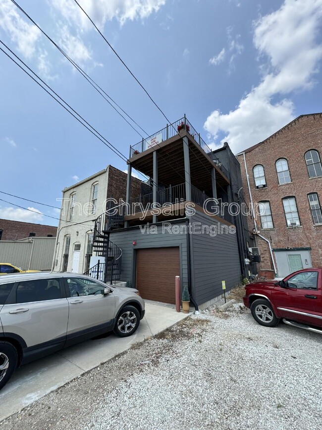 property at 219 W Main St