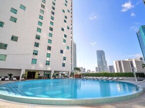 55 SE 6th St in Miami, FL - Building Photo - Building Photo
