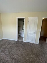 3914 Cherokee Woods Way in Knoxville, TN - Building Photo - Building Photo